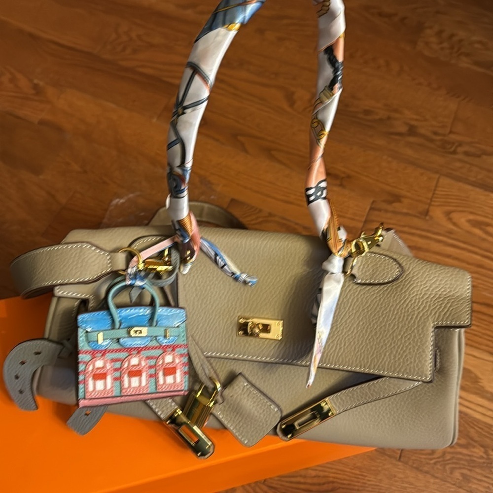 Mini bag accessories!! They can be used for anything you want. - Picture 14 of 16